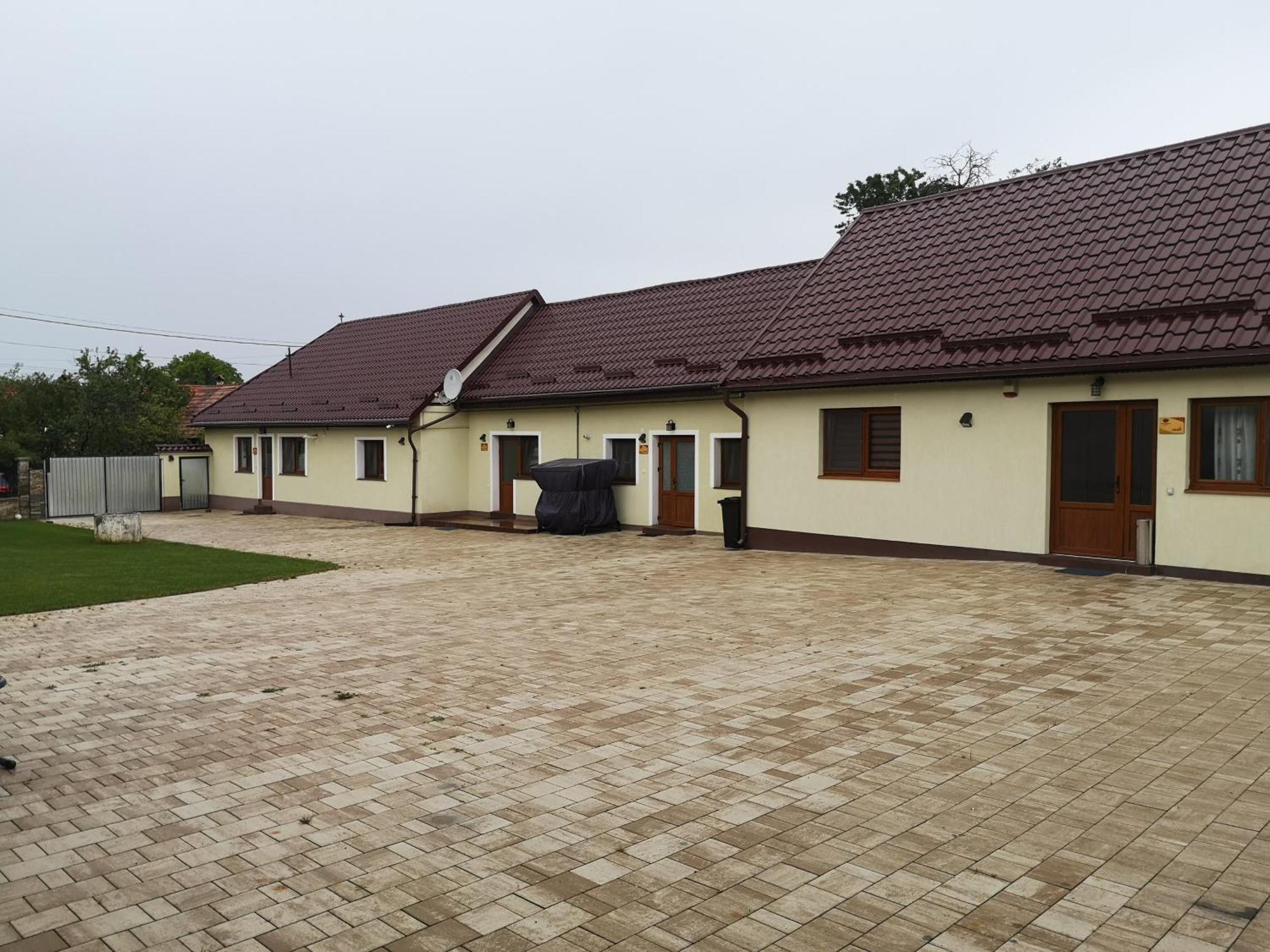 Aterman Apartment'S Sinca Veche Exterior photo